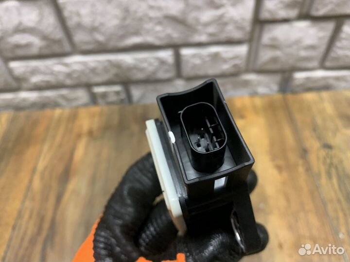 Toyota camry V50 Датчик курсовой устойчивости