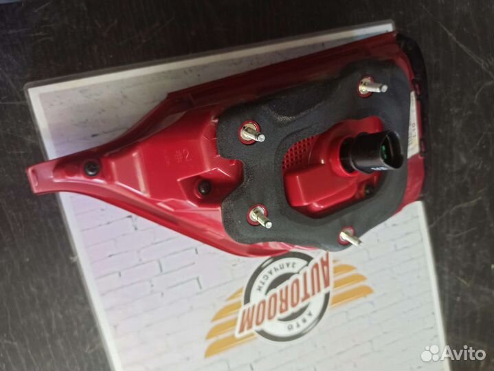 Фонарь левый задний внутренний Kia Sportage 4