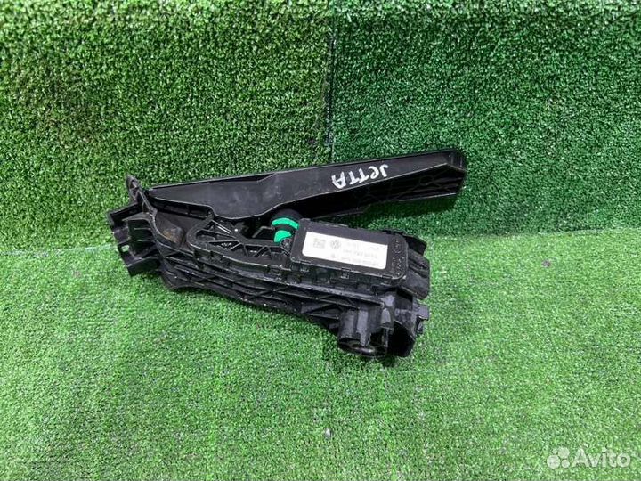 Педаль газа Volkswagen Jetta седан 1.6 2007