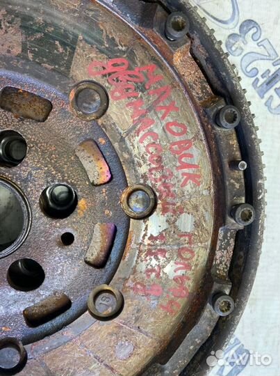 Маховик двухмассовый Volkswagen Golf 4