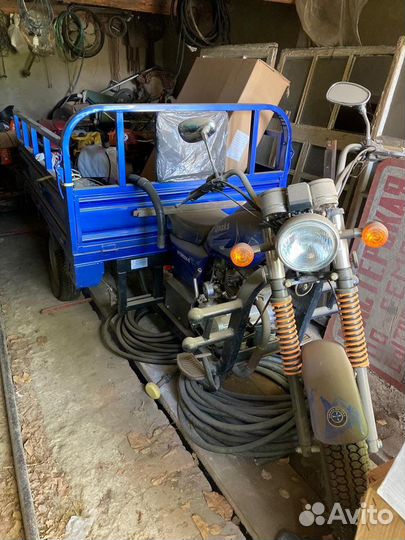 Трицикл Omaks SY 200 ZH-E