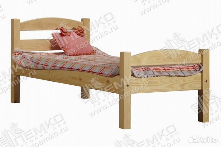 Кровать,Стульчик детский деревянный