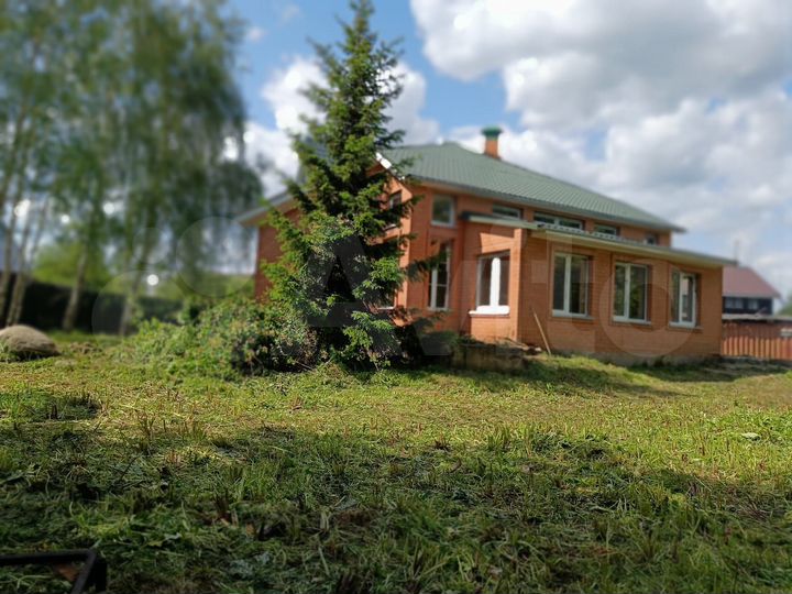 Дом 197 м² на участке 6 сот.