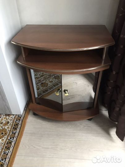 Тумба под телевизор