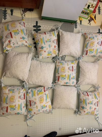 Бортик (Бампер) в детскую кроватку