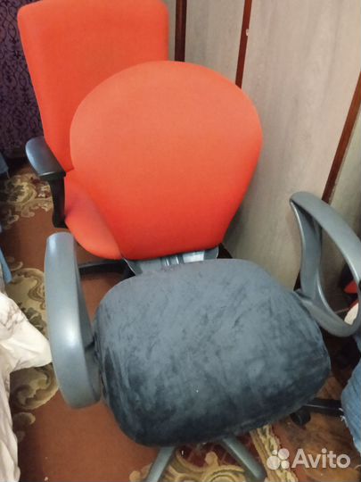 Офисные кресла