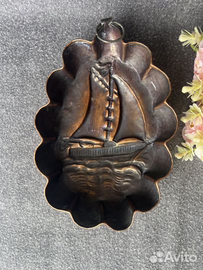 Медная форма декоративная