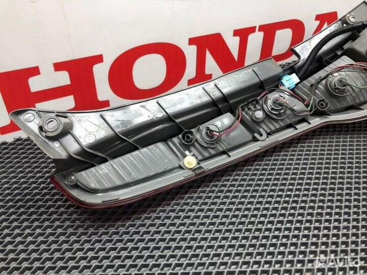 Фонарь наружний задний правый Honda Cr-V3 RE 2008