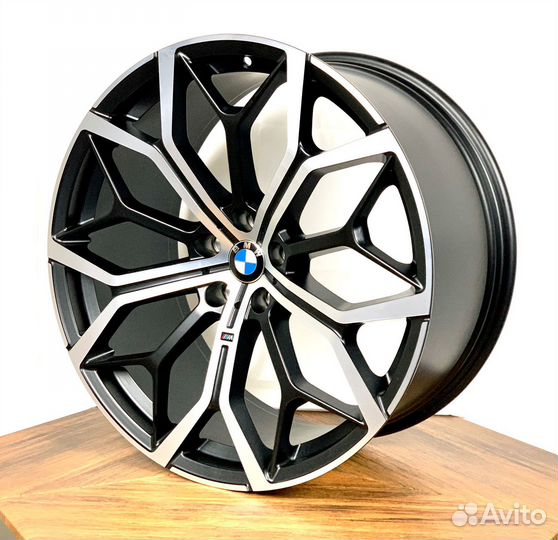 Диски для на бмв BMW X7 (G07) R22