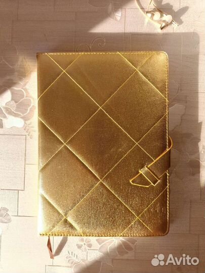 Тетрадь для записей. Подарок для девушки