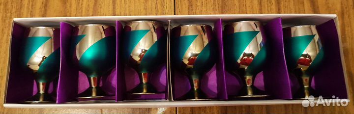 Рюмки цветное стекло, хрустальные