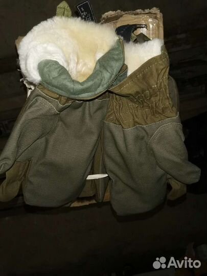 Рукавицы трехпалые