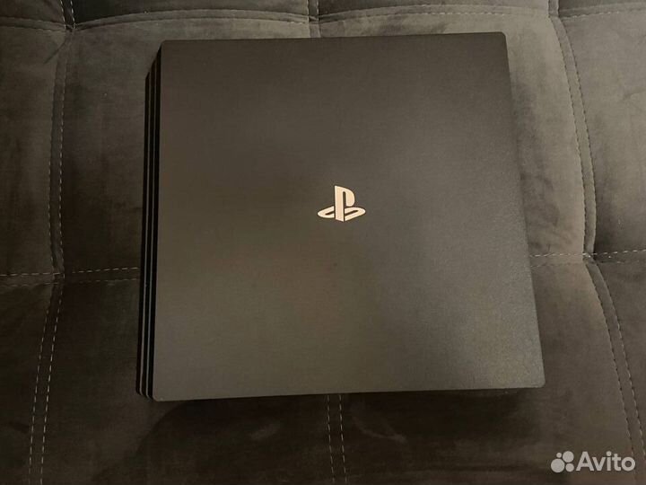 Ps4 pro 500gb ssd + комплект игр и периферии ориг