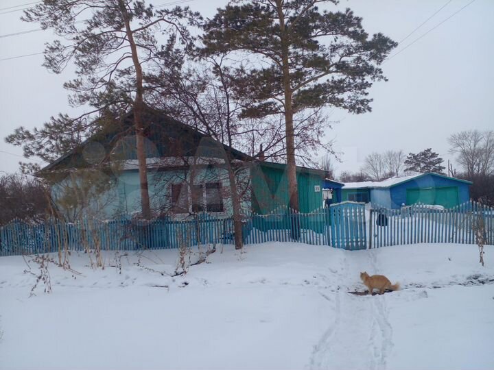 Дом 80,5 м² на участке 10 га