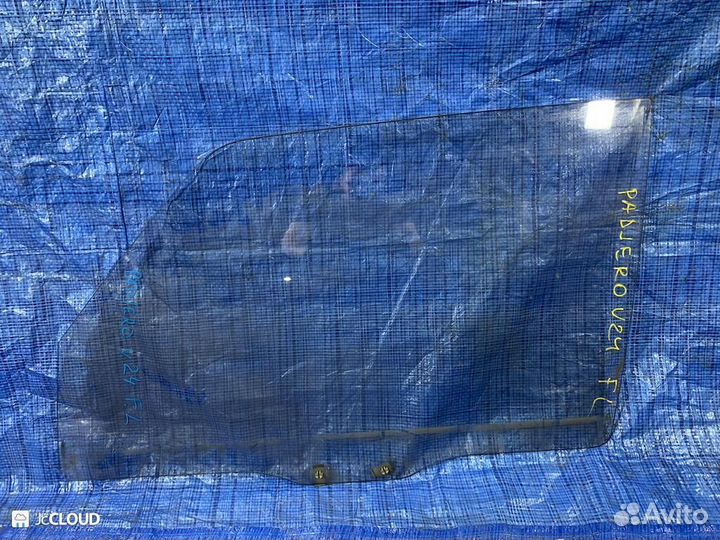 Стекло двери на mitsubishi pajero V24W