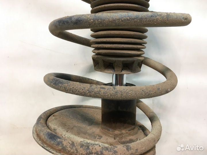 Стойка подвески передняя правая Citroen C4 EP6