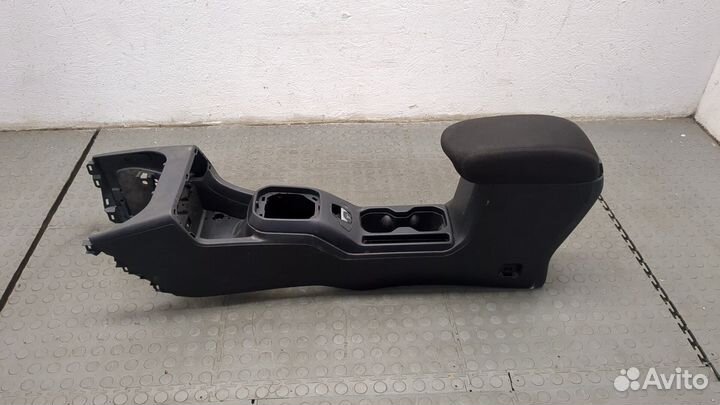 Консоль салона Jeep Renegade, 2019