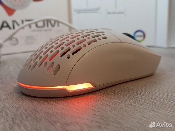 Мышь игровая ZET gaming Phantom белый