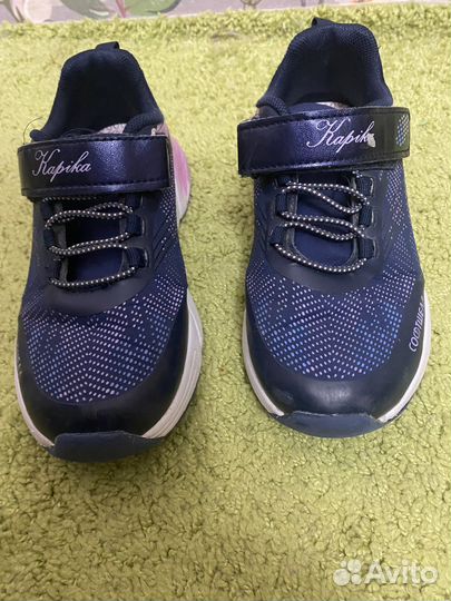 Кроссовки для девочки