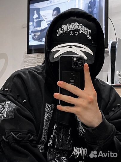 Новая дизайнерская кепка