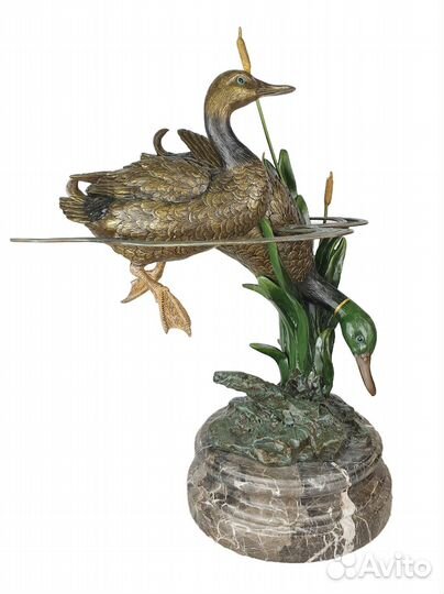 Бронзовая статуэтка