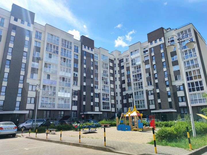 2-к. квартира, 70 м², 4/8 эт.