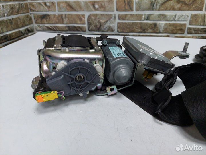 Ремень безопасности передний левый Mercedes-Benz