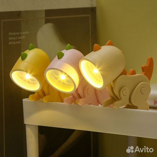 Игрушка фонарик