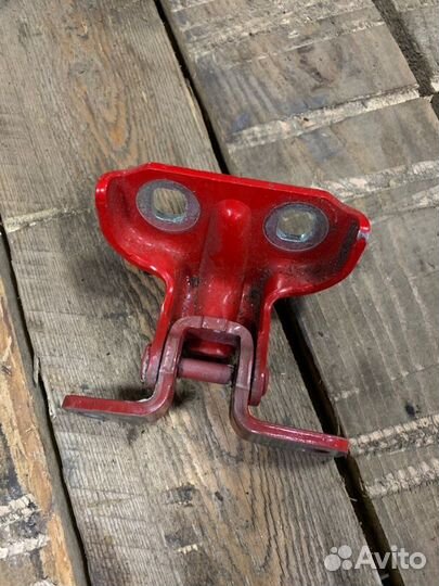 Петля двери задняя правая Opel Astra J хетчбэк