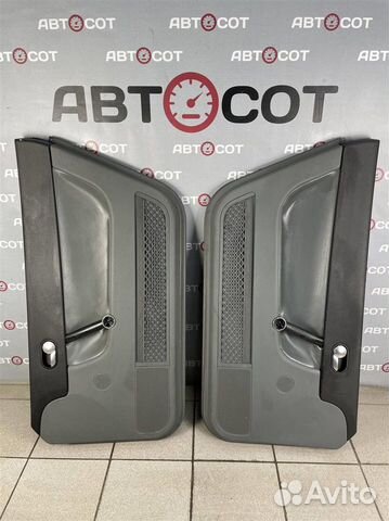 Дверные карты комплект Audi TT 8N (1999-2005г.в.)