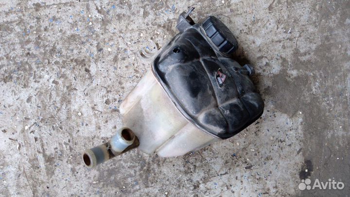 Бачок расширительный Mercedes-Benz M-Klasse W164 2