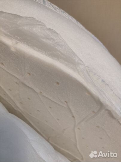 Овальный матрас в детскую кроватку