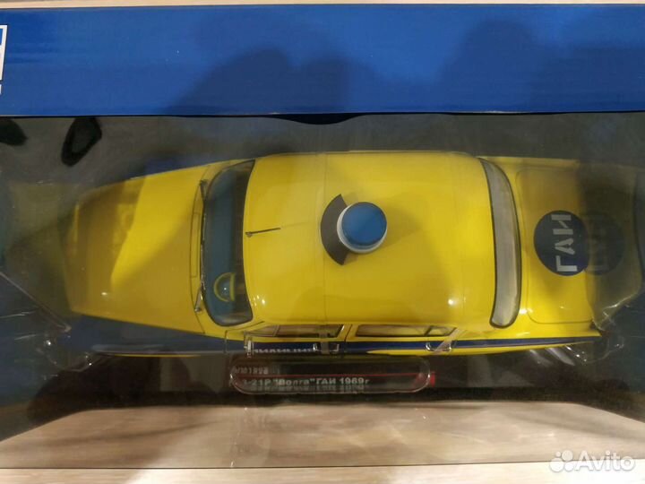 Волга Газ-21 Милиция VVM1802 1/18