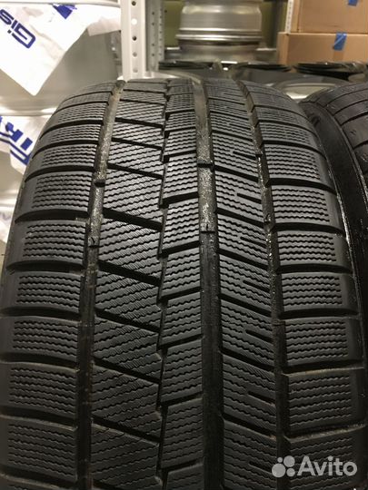 Boto BS68 255/40 R18 99S