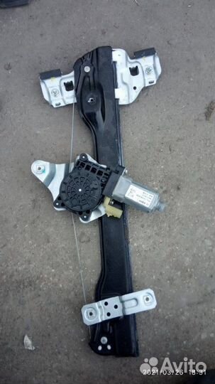 Стеклоподъемник передний правый Chevrolet Aveo