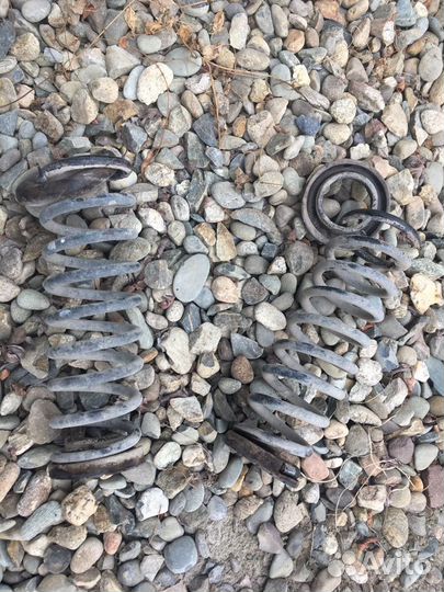 Kia ceed ed 2010 пружины пара задние