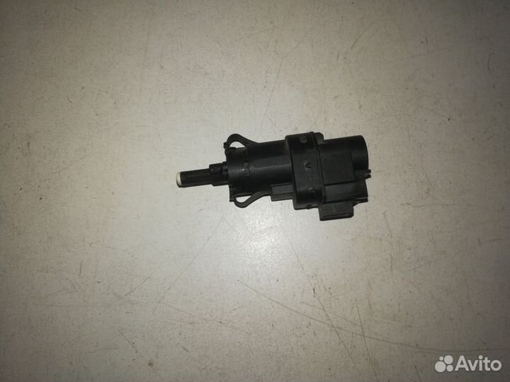 Датчик стоп сигнала Ford Focus 2