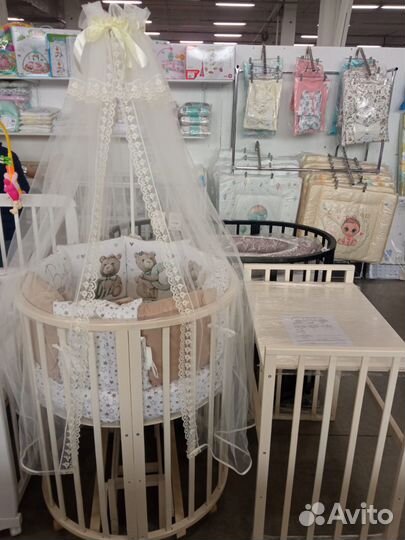 Кроватка круглая овальная