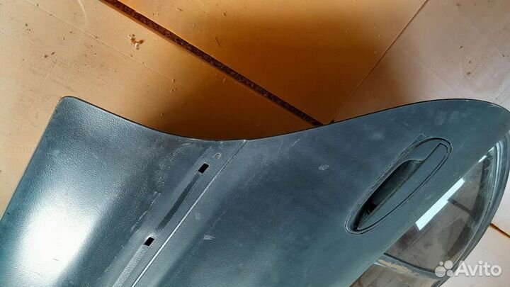Задняя правая дверь на hyundai sonata 3