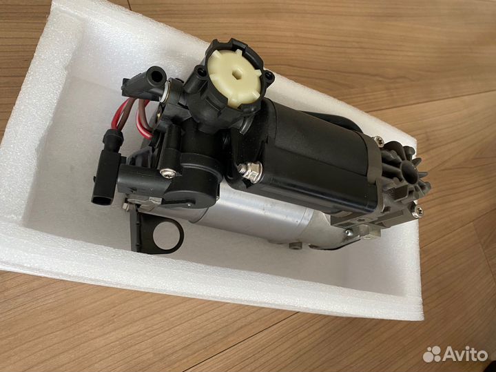 Компрессор пневмоподвески wabco Mercedes W220