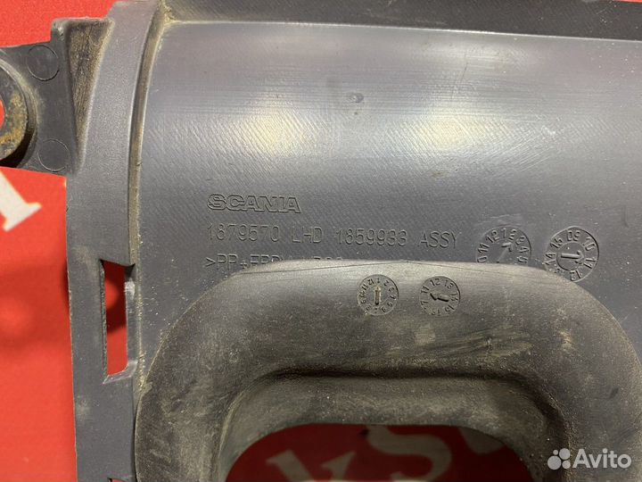Накладка на торпедо левая Scania 5-series