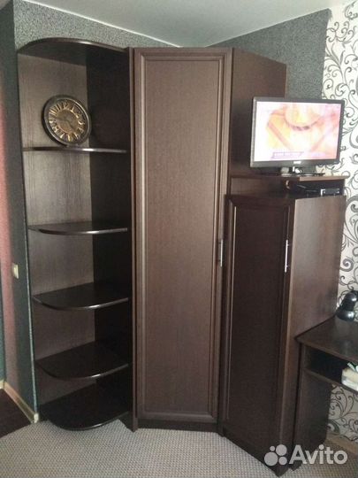 Угловой шкаф бу