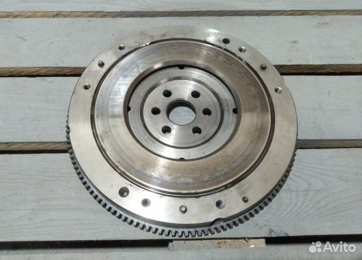 Маховик МКПП LADA Vesta седан 1.6 16кл 2019