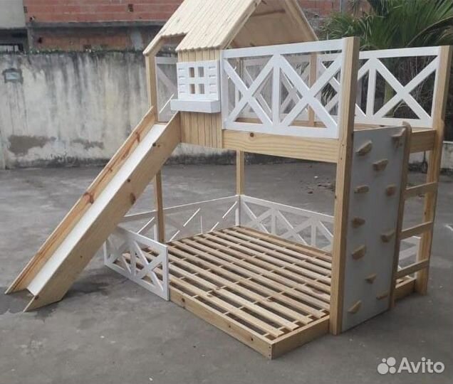 Детский игровой комплекс с домиком