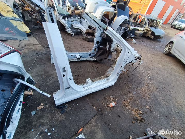 Четверть порог стойка L hyundai solaris 1