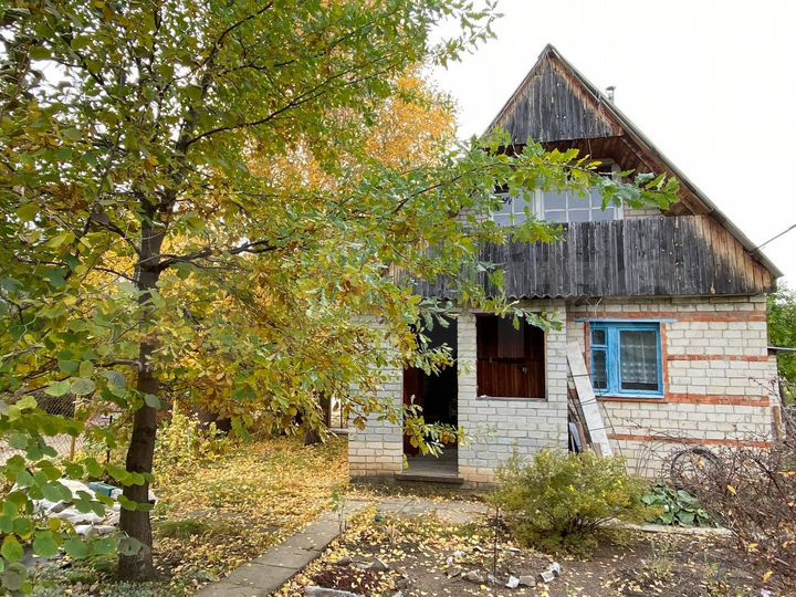 Дача 37 м² на участке 5 сот.