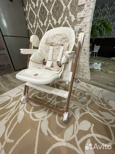 Стульчик для кормления happy baby berny v2