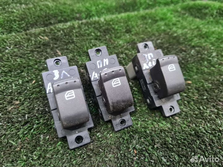 Кнопка стеклоподъемника Ssang Yong Actyon New CK