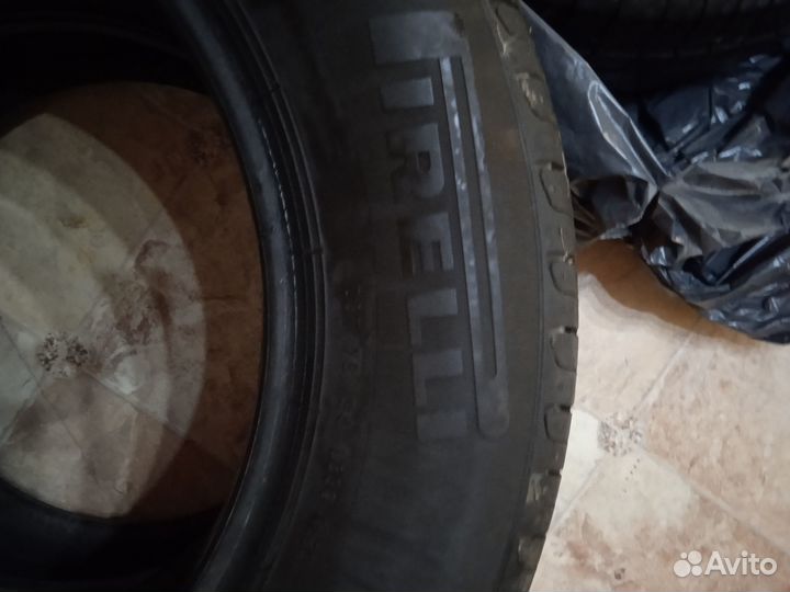 Pirelli Cinturato P7 215/60 R16 99H
