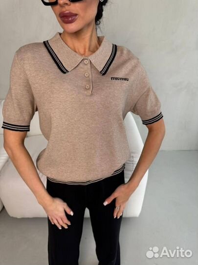Женское поло Miu Miu бежевое
